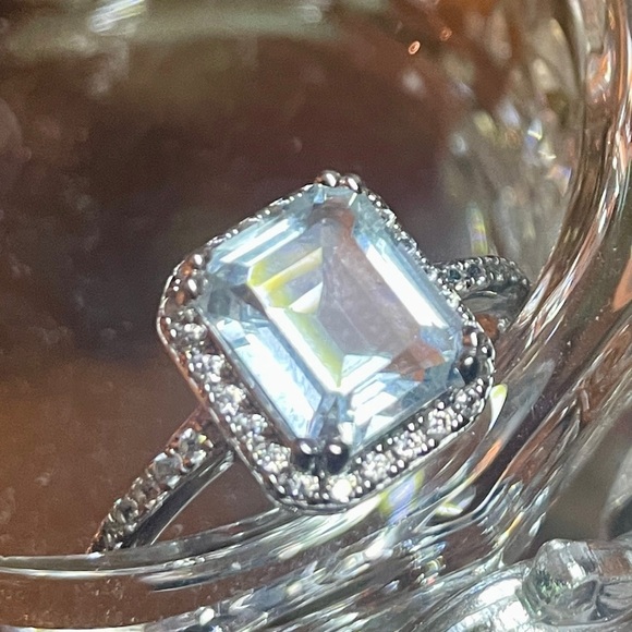 GORGEOUS Genuine Aquamarine Platinum Over 925 Ring 2.97ctw. All March Babies! - Picture 2 of 6